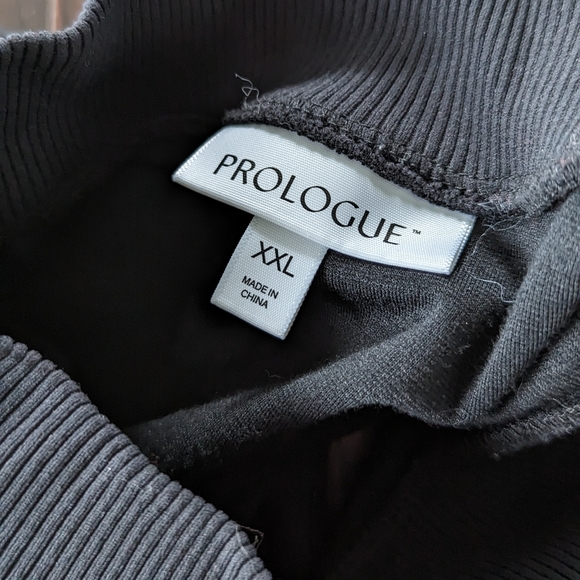 Mock Turtleneck Midi Dress - Picture 4 of 8